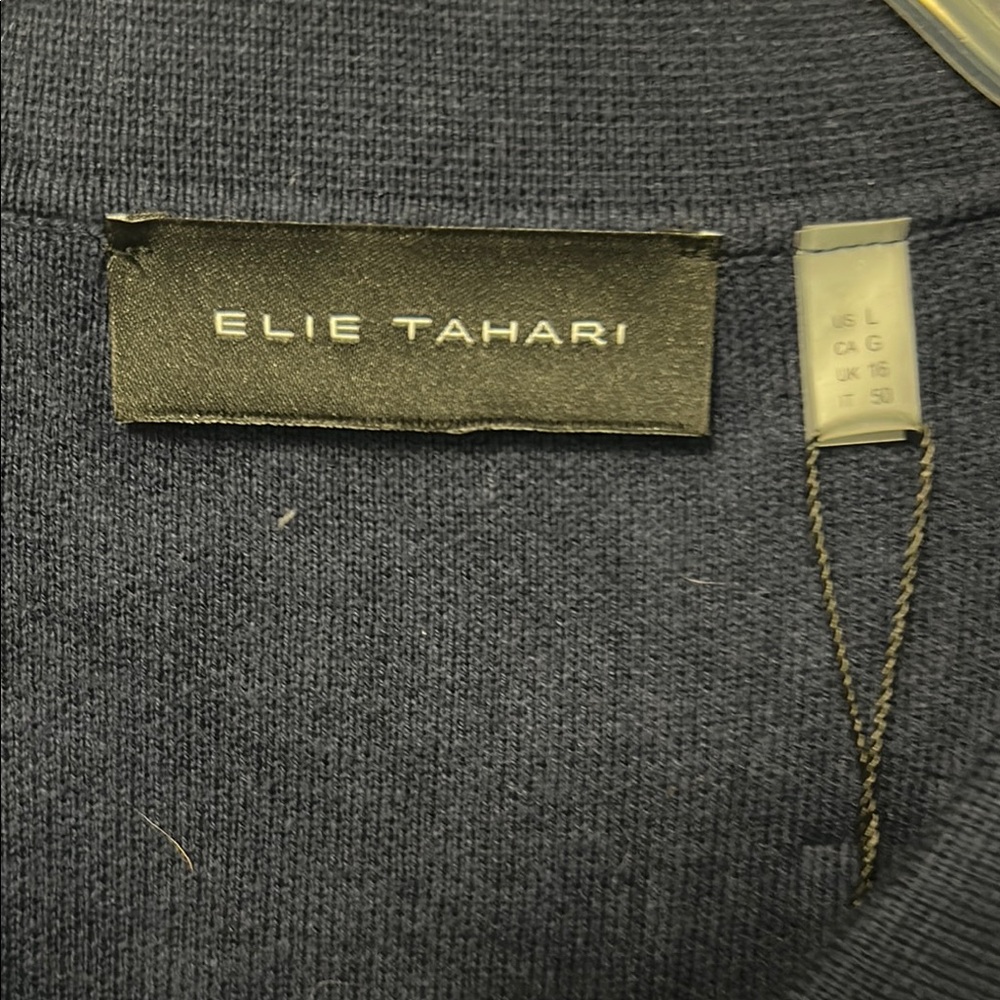 New, Elie Tahari Dark Blue Knit Top Large - Picture 2 of 7
